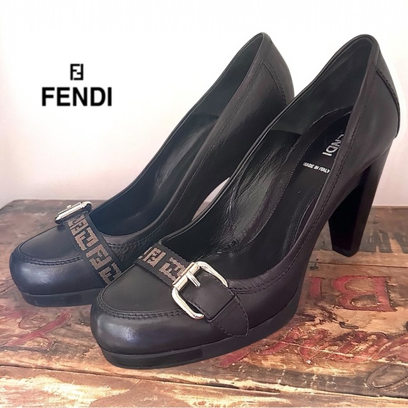 Brown Vintage Fendi leather heals New! Size 40 - Picture 1 of 9